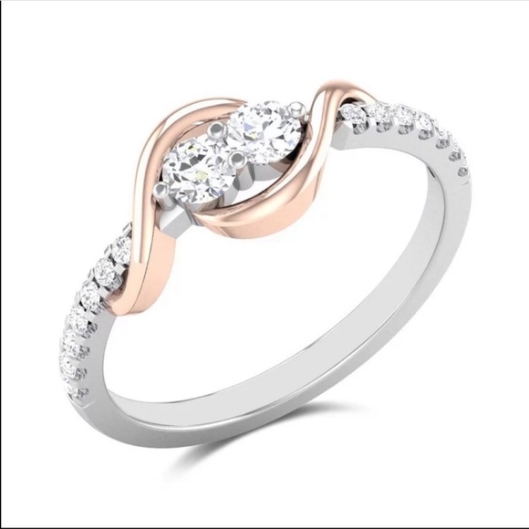 Jewelry - New Women’s 925 Silver Round Diamond Ring